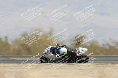 media/Apr-20-2025-CVMA (Sun) [[39090e8767]]/Race 9-Formula LW Twins Shootout/